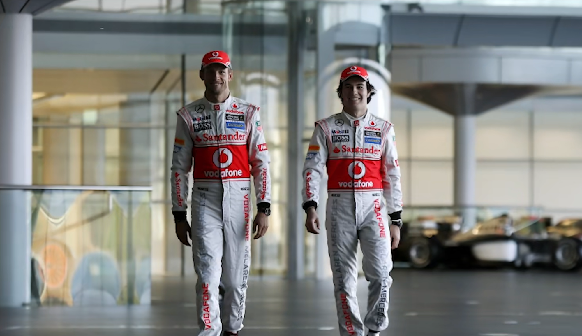 雷速直播-索伯车队完胜阿斯顿马丁，佩雷兹惊艳四座