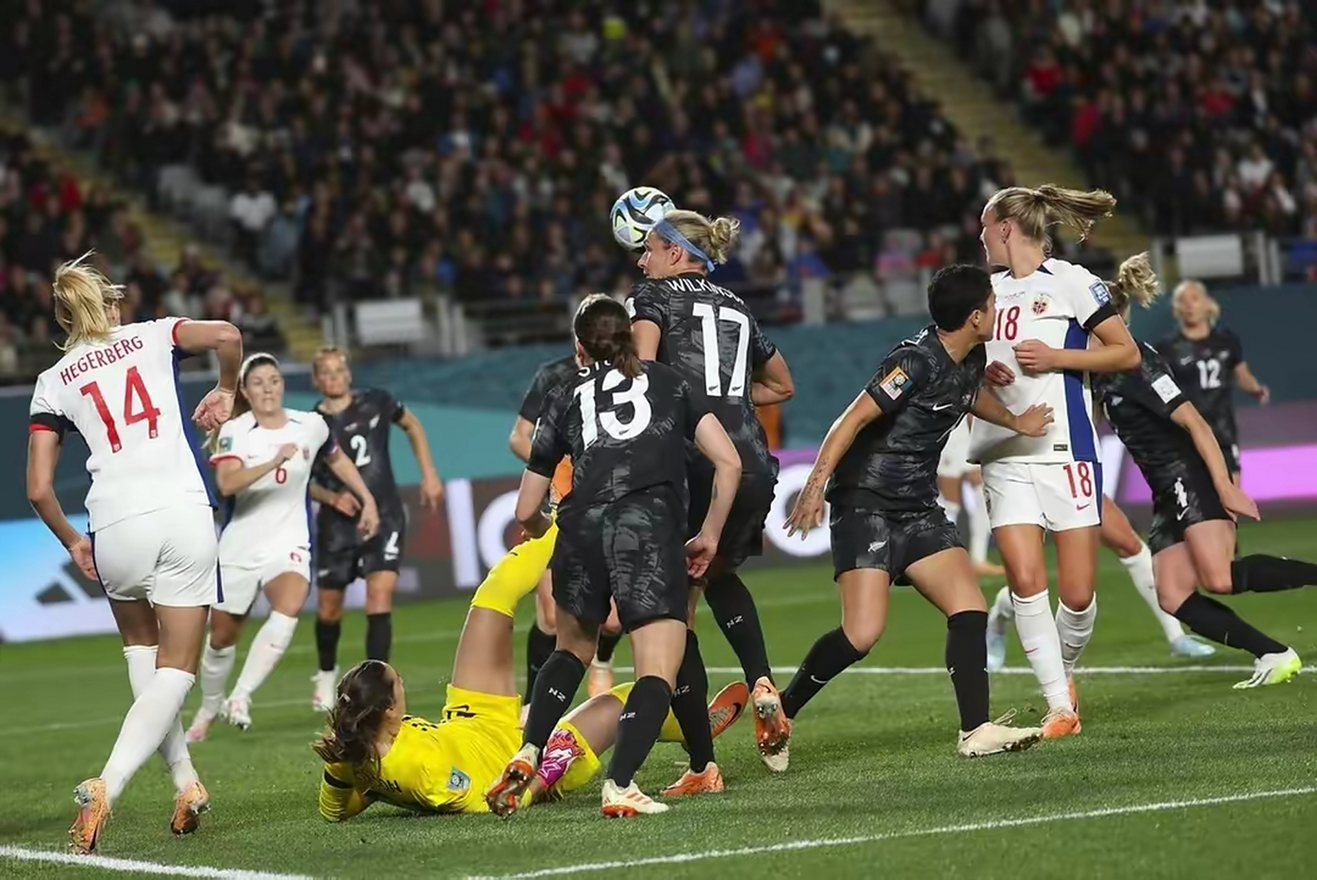 新西兰女足联赛连胜提升积分榜排名！