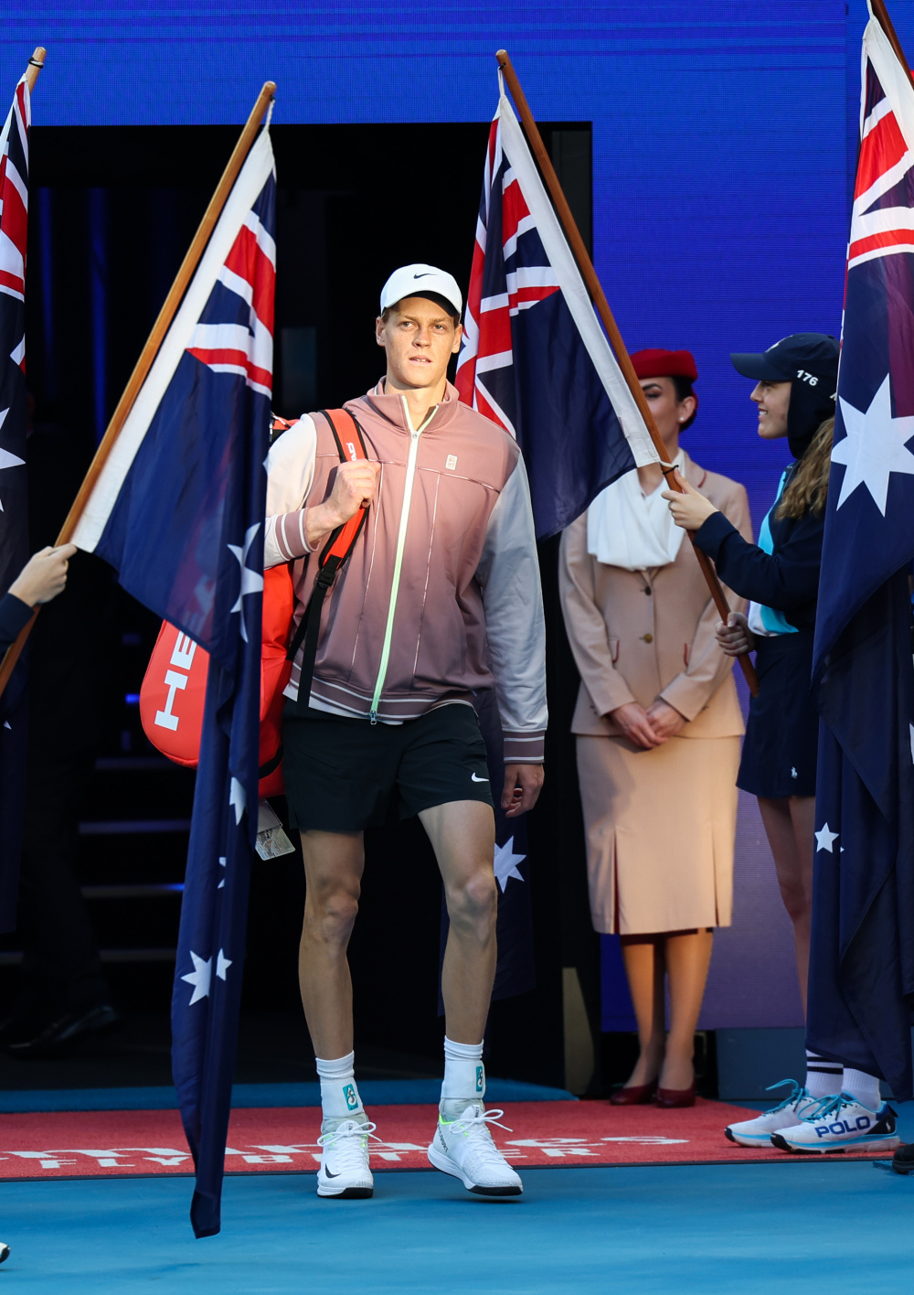 雷速直播-联合杯逆转澳网，梅德韦杰夫点燃赛场
