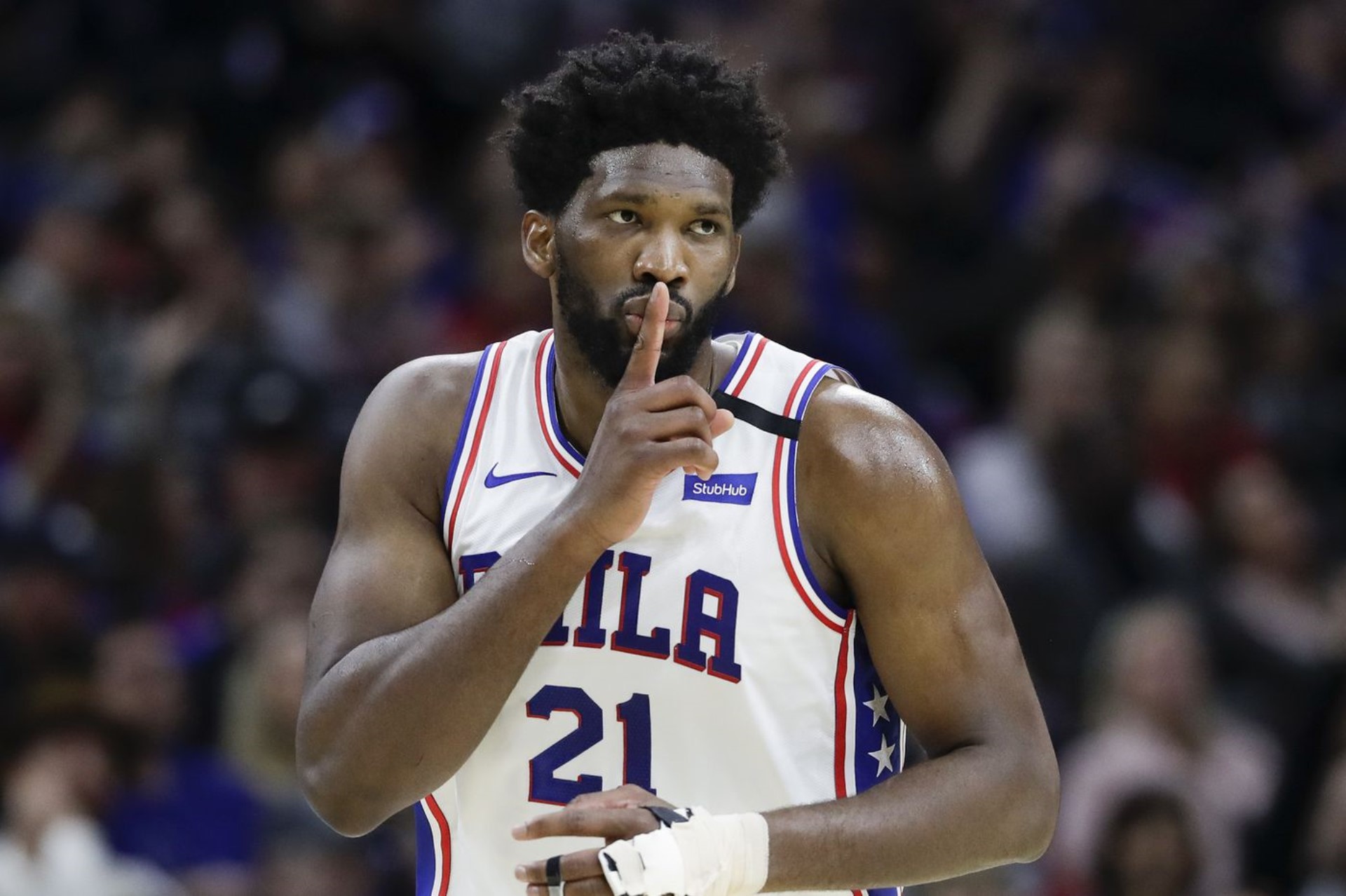 76人轻取灰熊，恩比德状态火热