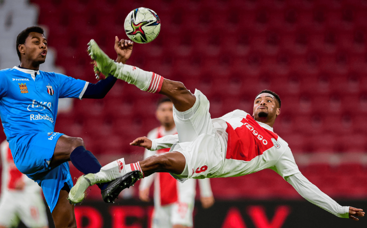 雷速网球直播-里昂客场大胜阿贾克斯，挺进欧冠半决赛