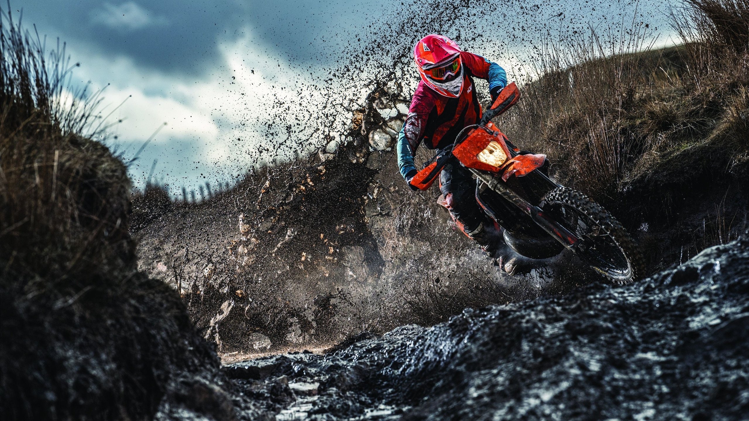 巴黎横扫中国，拉什福德扛起全队，一场跨越文化的足球对话